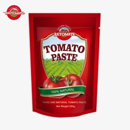La bustina di pasta di pomodoro da 500 grammi offre un'imballaggio conveniente e un gusto delizioso