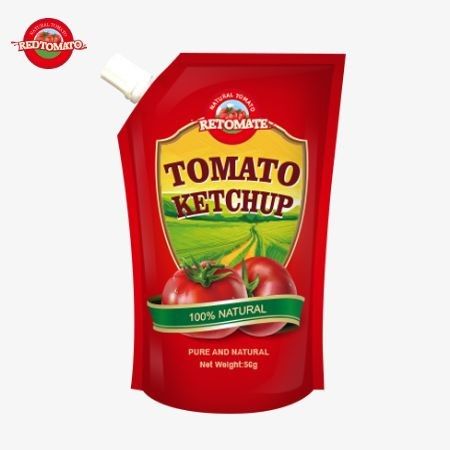 Sachet di ketchup puro a sapore naturale di 56 grammi, in linea con le norme di produzione internazionali.